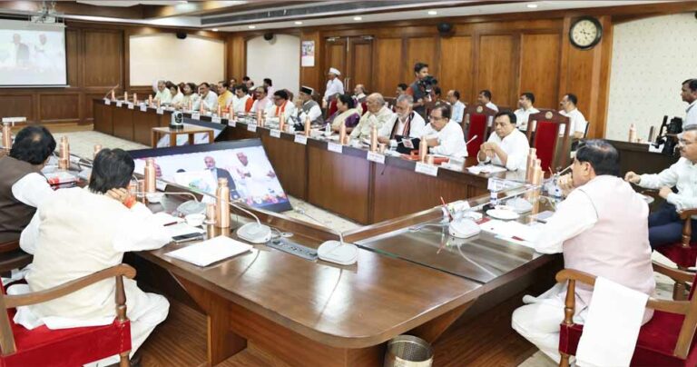वर्ष 2047 तक आत्मनिर्भर भारत और विकसित मध्यप्रदेश के निर्माण में सरकार की प्रतिबद्धता का संकल्प सर्वसम्मति से किया पारित